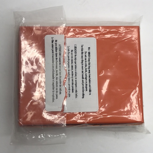 BOCONI Tan TALLIA Solid Bifold Leather Credit Card ID Wallet NEW IN BOX - Picture 10 of 10